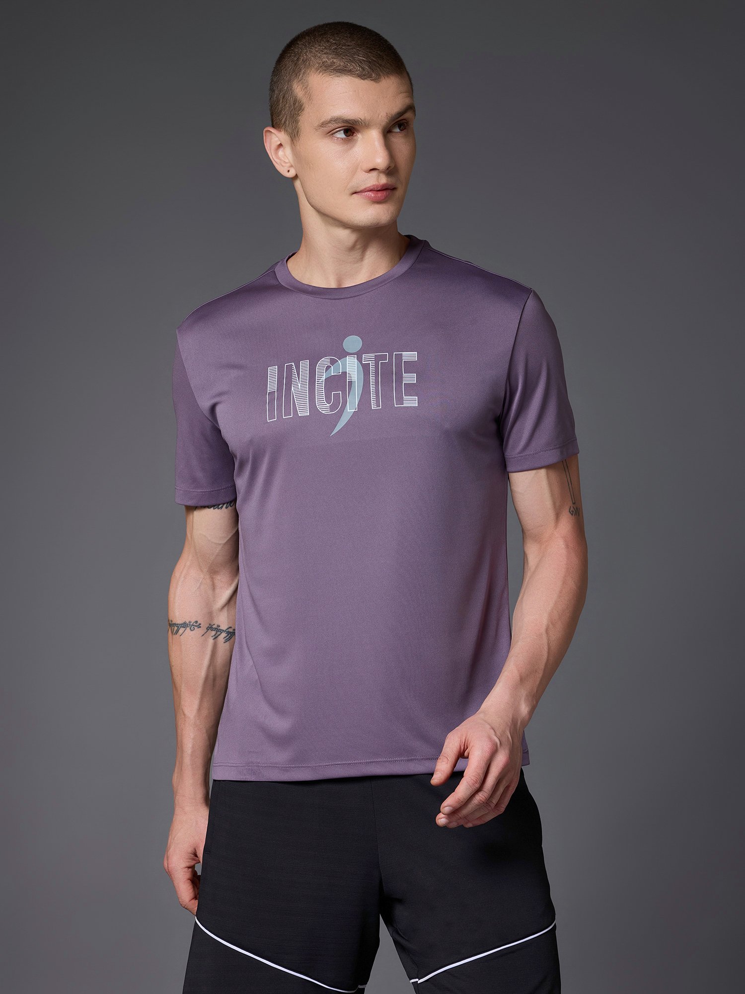 MAUVE